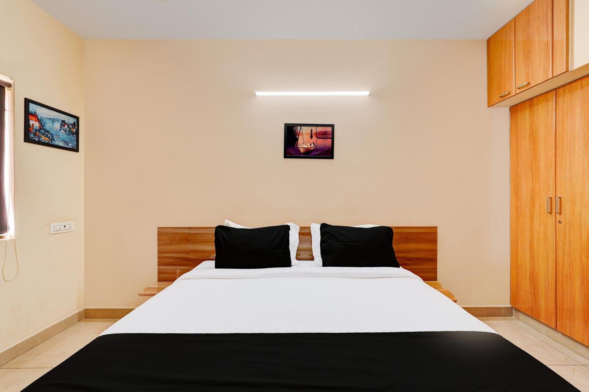 Collection O Dhana Homes 3* Chennai